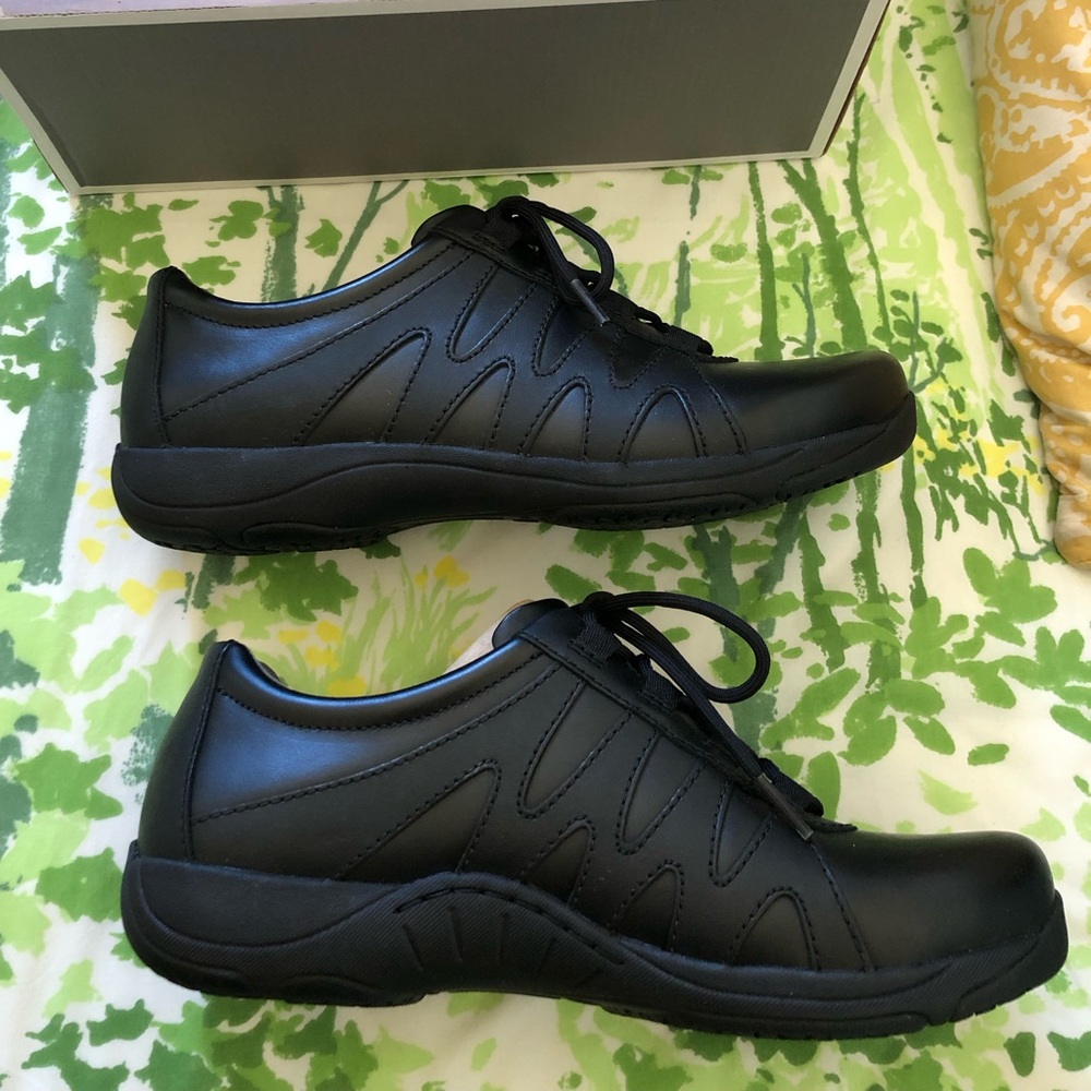 Brand New DANSKO Neena Leather Shoes Black/ Size 40/ Women 9.5/ Style1955-020202